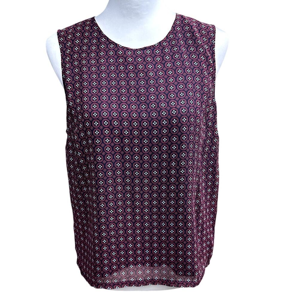 Banana Republic Outlet  Sleeveless Top Size Small Blue Red White